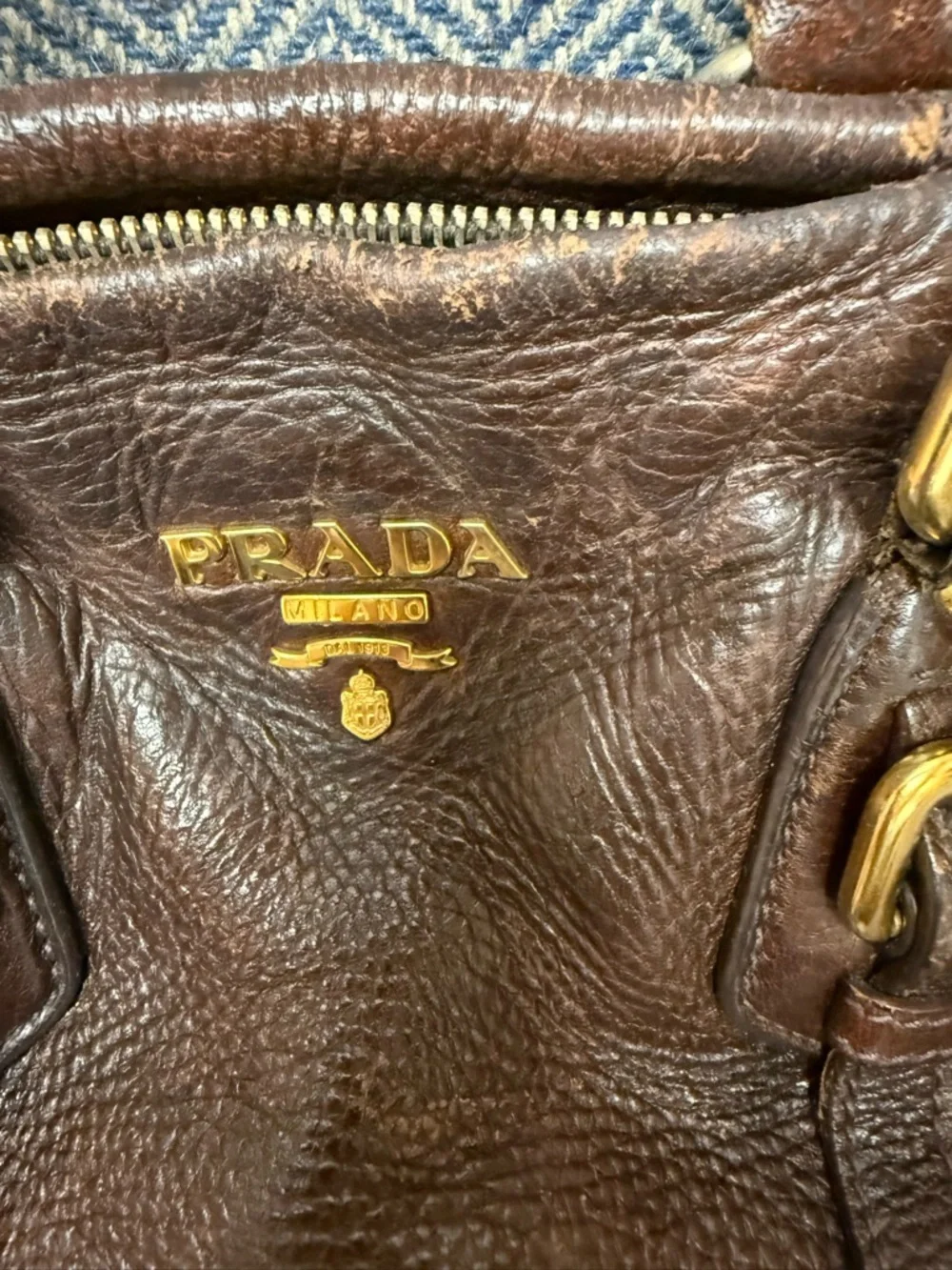 Prada Dark Brown Deerskin Cervo Antik Leather Messenger Bag with Gold Hardware - Picture 4 of 10
